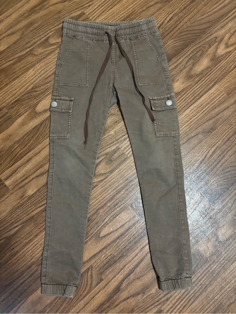 V.I.P * Woman’s / Junior Cargo Style Pants * Size 3/4 Skinny Jeans.